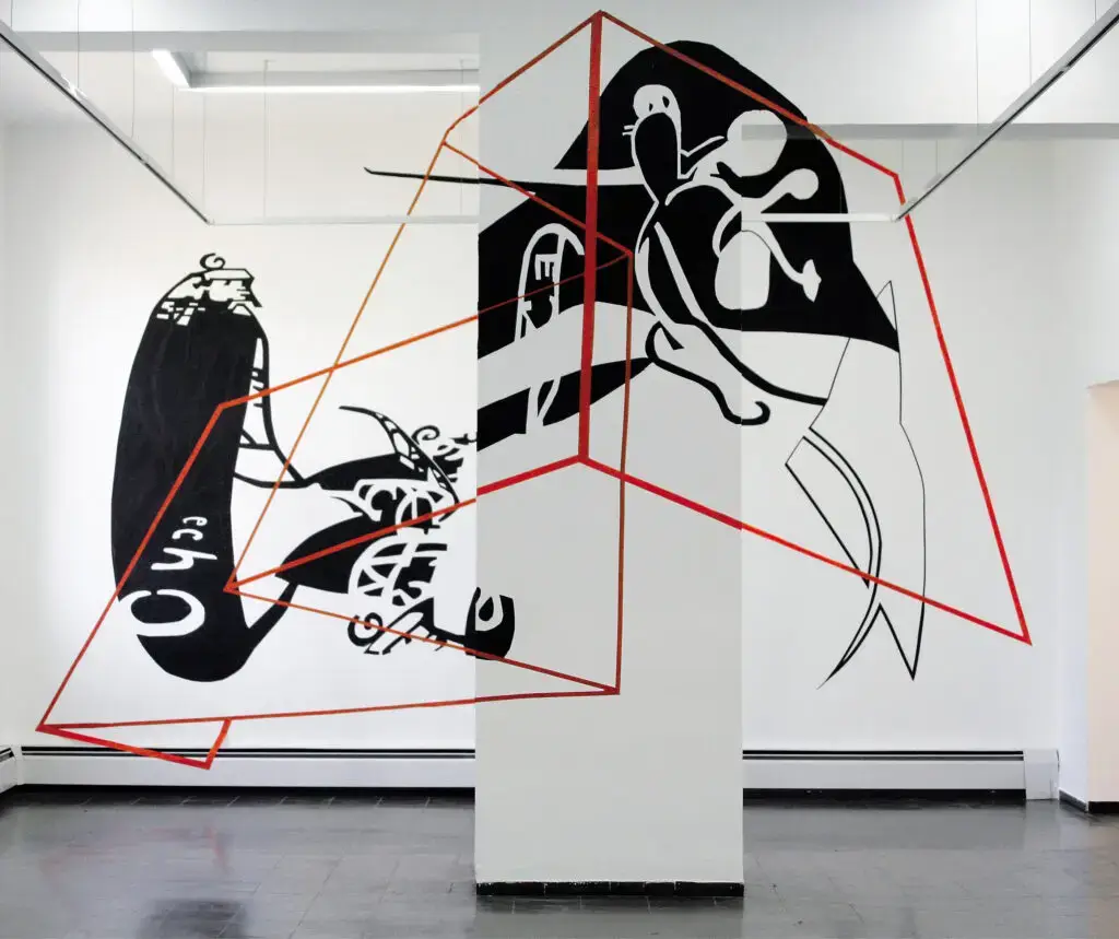 Echo 2012 Raumzeichnung mit verschiedenen Klebebändern 5. Biennale der Zeichnung Kunstverein Eislingen 1